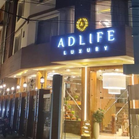 Hotel Adlife Luxury Srīnagar Exteriér fotografie